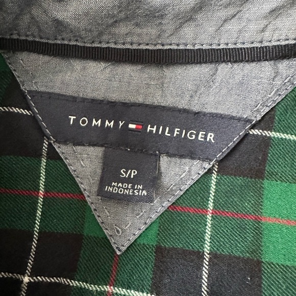 Tommy Hilfiger Green plaid women's partial button-down long sleeve shirt size Sm - Picture 10 of 10